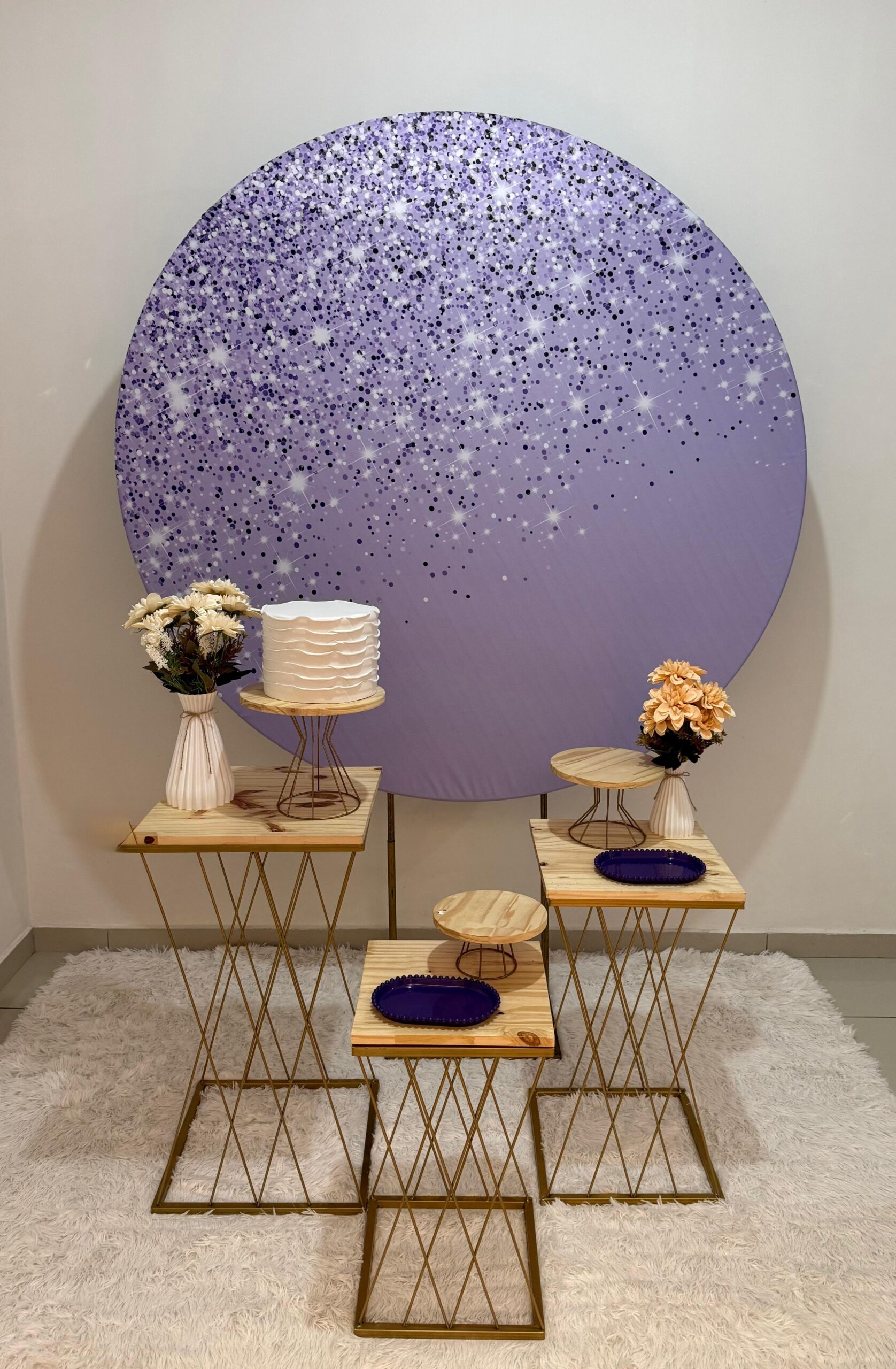 Decoração Adulta Roxo com Madeira